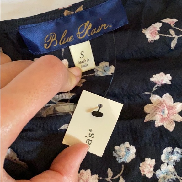 Floral dress NWT - Picture 2 of 2